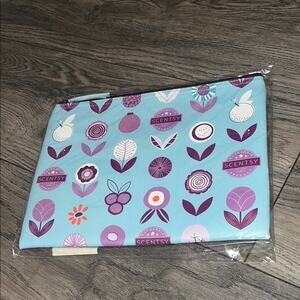 Scentsy Blue and Purple Floral Pouch